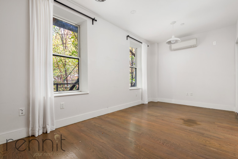 816 St Johns Pl, Apt 2R Image 3