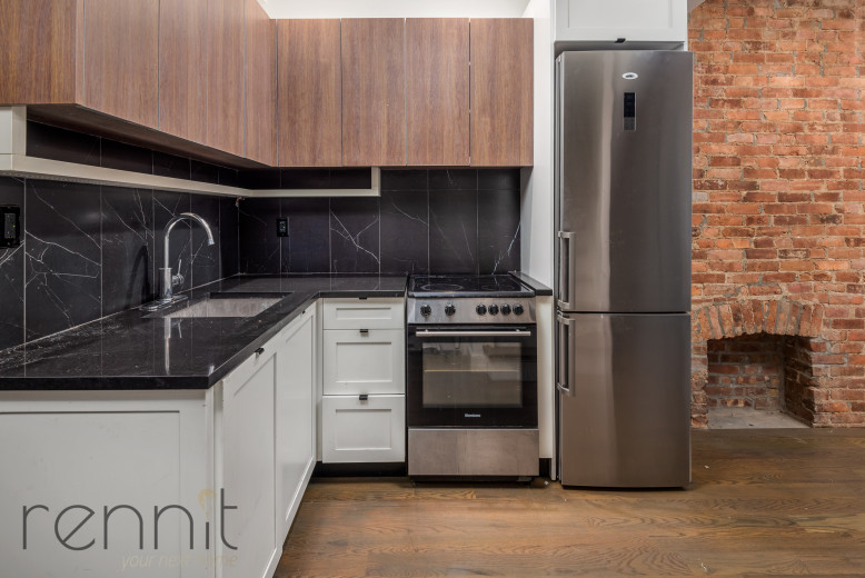 816 St Johns Pl, Apt 2R Image 4