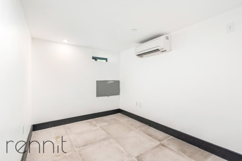 221 Martense St, Apt 1F Image 11