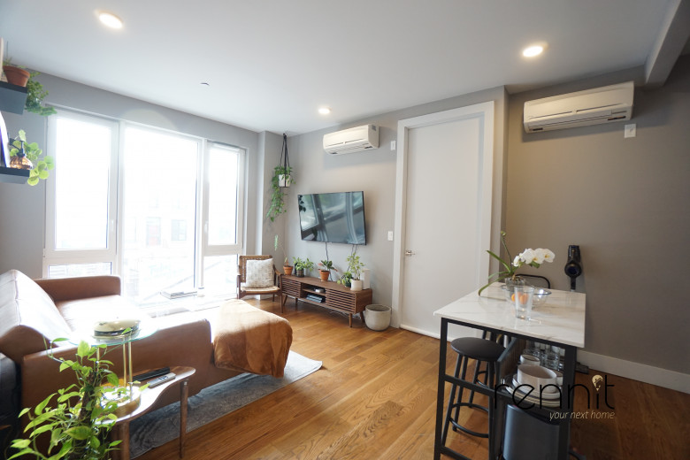 853 Lexington Ave, Apt 2A Image 11