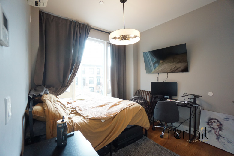 853 Lexington Ave, Apt 2A Image 5