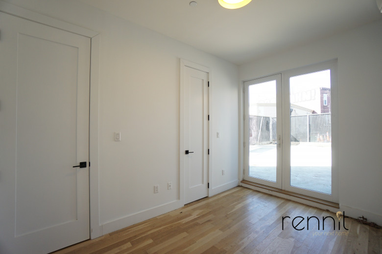 511 Meeker Ave, Apt 1B Image 6