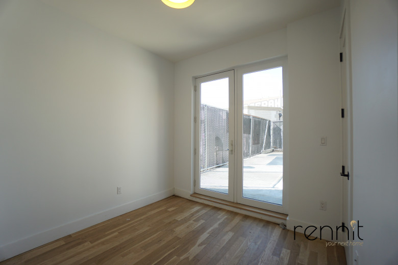 511 Meeker Ave, Apt 1B Image 10