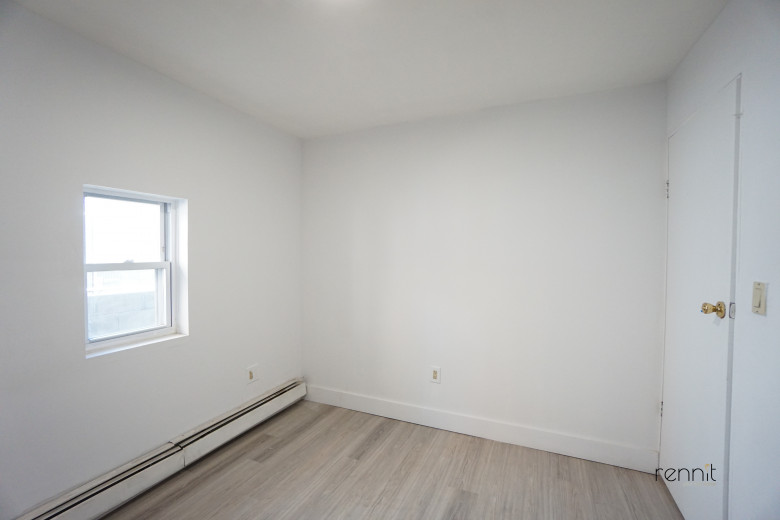 798 Lafayette Ave, Apt 1 Image 9