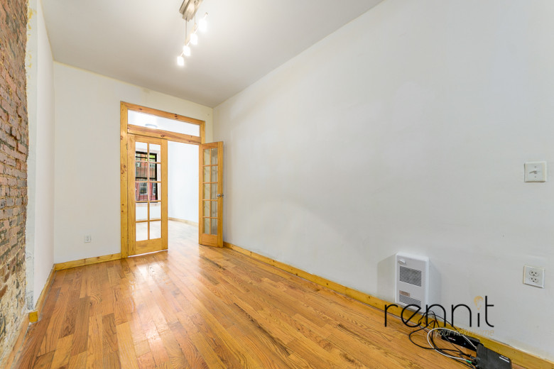 319 Jefferson St, Apt 1L Image 3