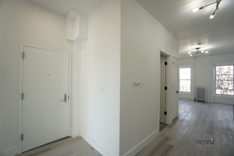 798 Lafayette Ave, Apt 3 Image 4