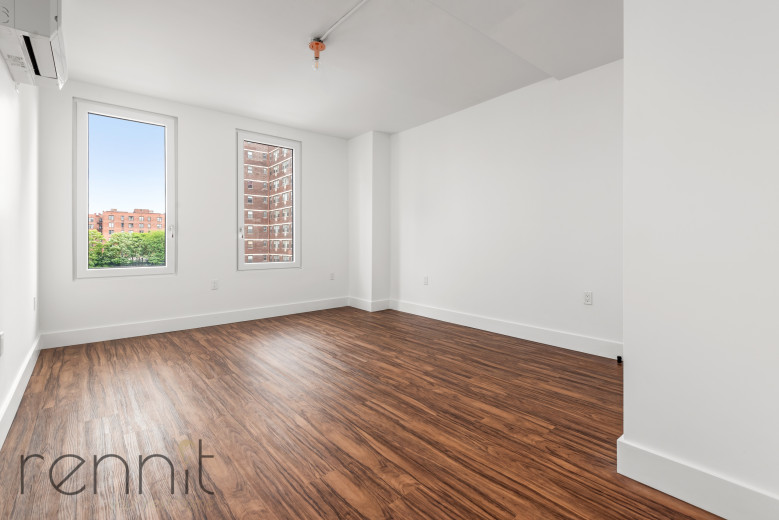 26-24 4th St, Apt 205A Image 2
