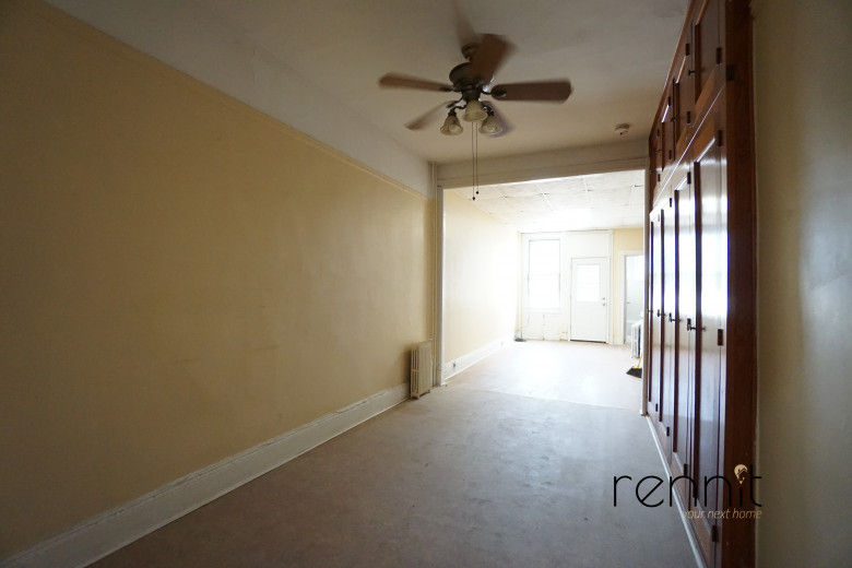 18-66 Linden St, Apt 1L Image 4