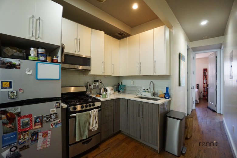 1872 Menahan St, Apt 2R Image 3