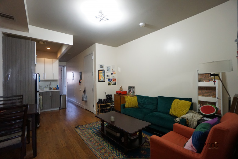 1872 Menahan St, Apt 2R Image 4