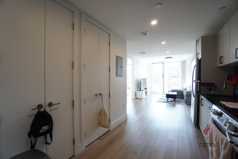 2039 Ocean Ave, Apt 604 Image 9