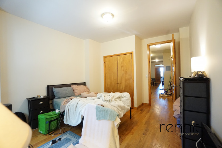 420 Melrose St, Apt 3R Image 9