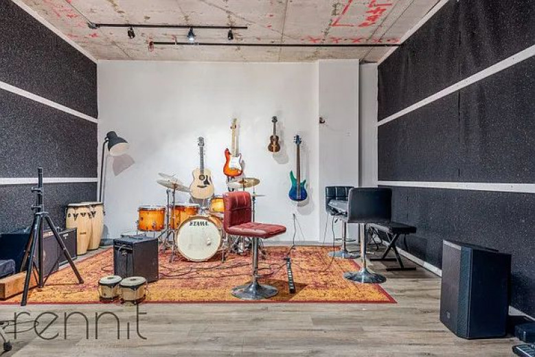 1930 Bedford Ave, Apt 7G Image 14