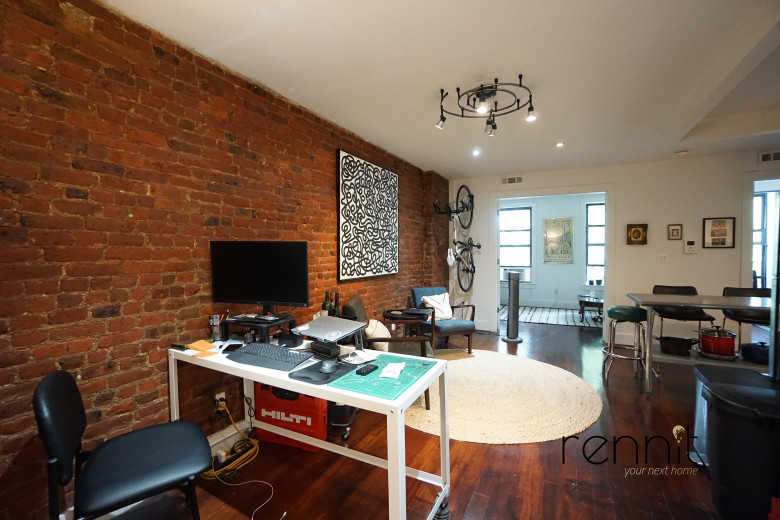 571 St Johns Pl, Apt 4R Image 1
