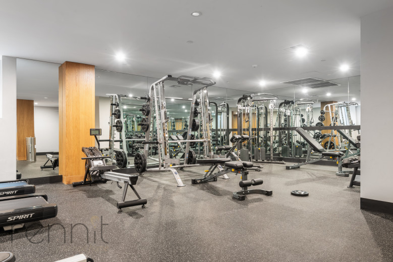 2039 Ocean Ave, Apt 703 Image 16