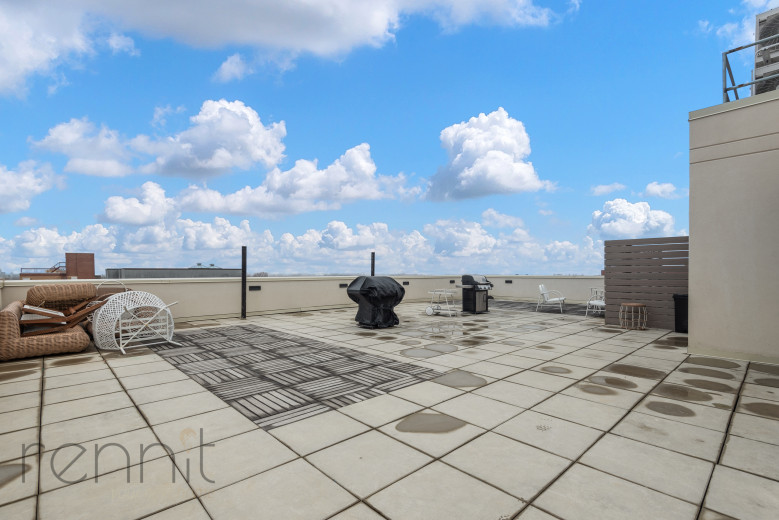 2039 Ocean Ave, Apt 703 Image 21