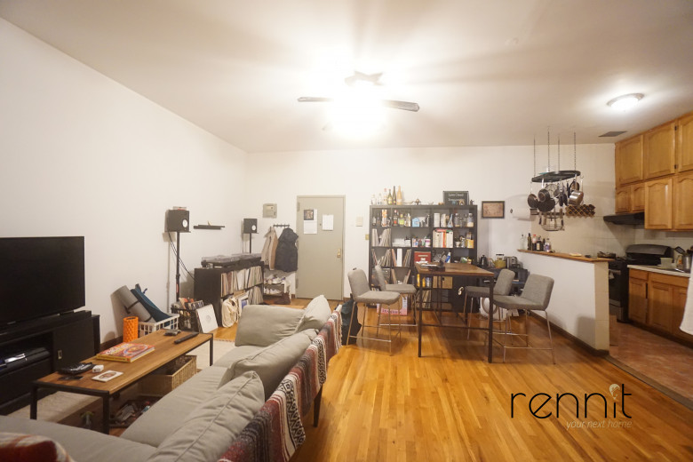 548 Hart St, Apt 1R Image 7