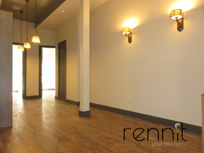 728 Knickerbocker Ave, Apt 1L Image 12