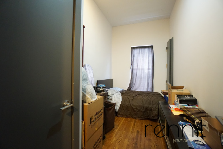 728 Knickerbocker Ave, Apt 1L Image 8