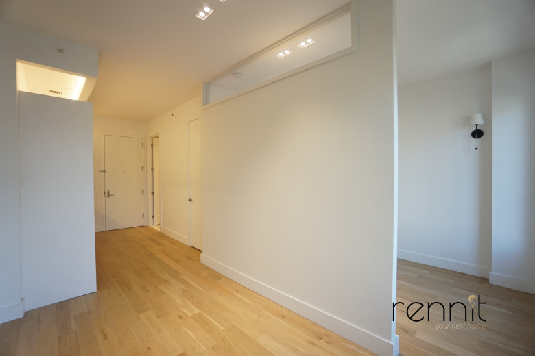 58 Vanderbilt Ave, Apt 3J Image 4