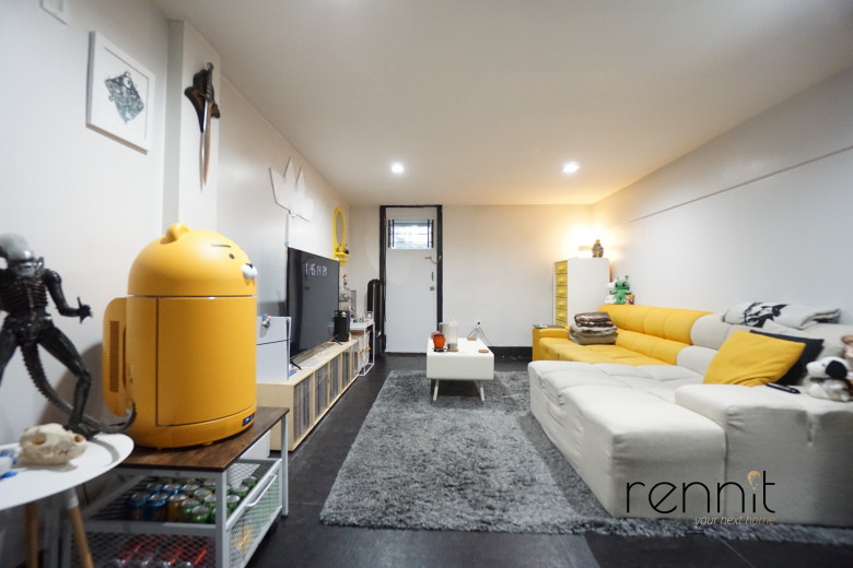 241 Devoe St, Apt 1L Image 18