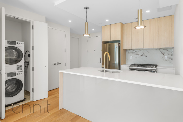 375 Dean St, Apt 906 Image 2