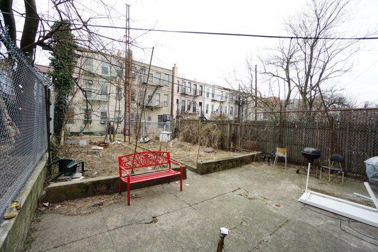 235 Troutman, Apt St Image 1