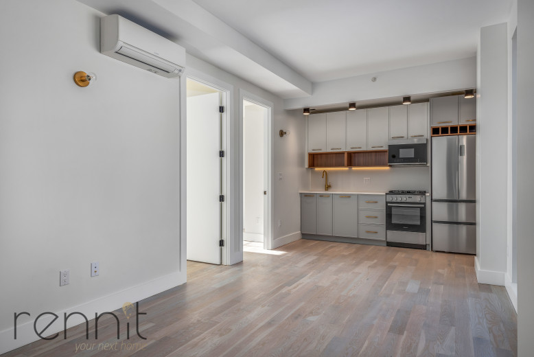 937 Rogers Ave, Apt 5A Image 2