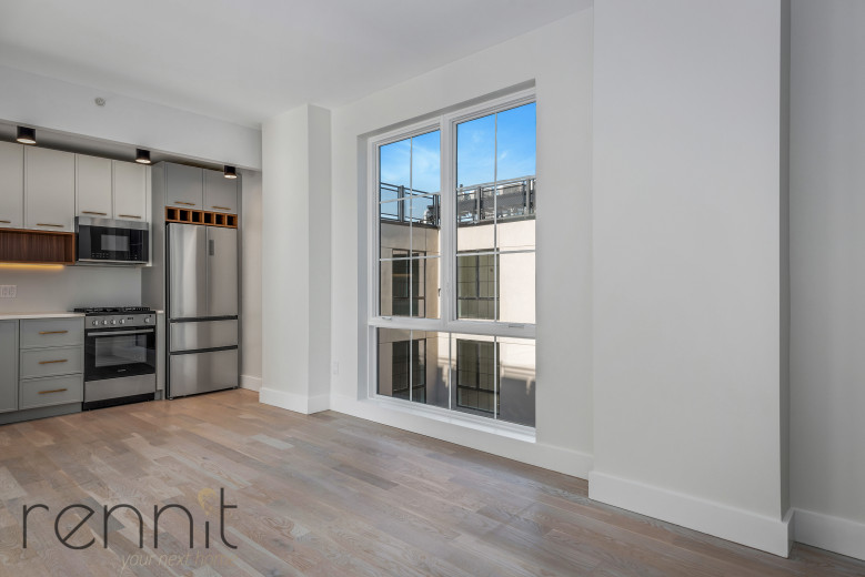 937 Rogers Ave, Apt 5A Image 3