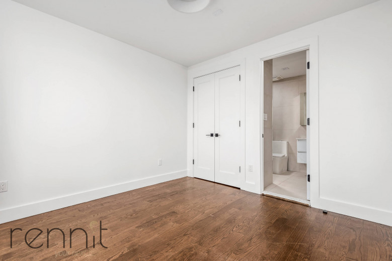 17 Kent Ave, Apt 2 Image 5