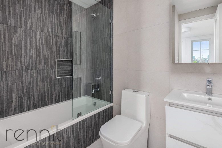 17 Kent Ave, Apt 2 Image 6