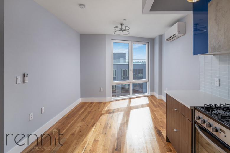 56 Ainslie St, Apt 2C Image 4