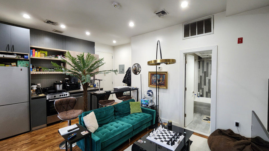 294 Powers St, Apt 3F Image 3