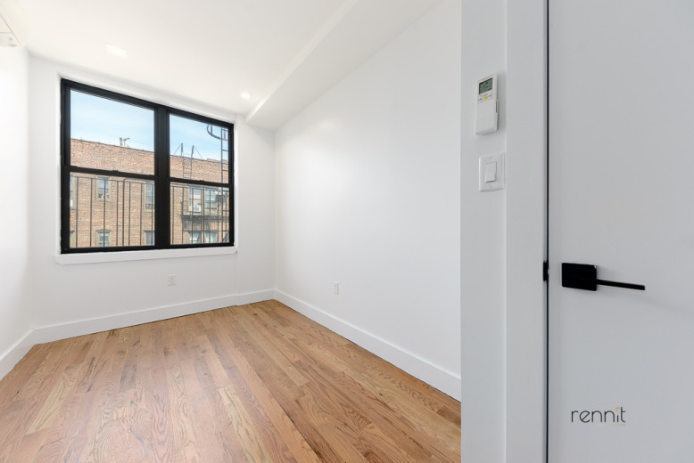221 Martense St, Apt 4R Image 7