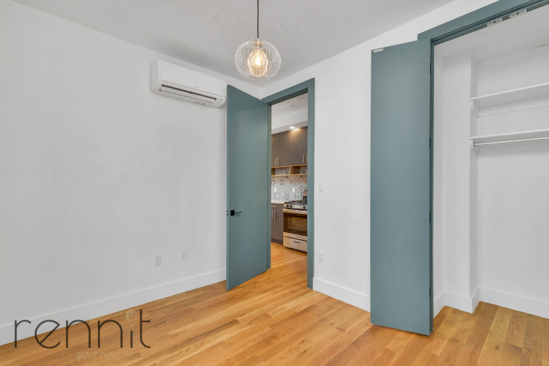 167 Taaffe Pl, Apt 4 Image 4
