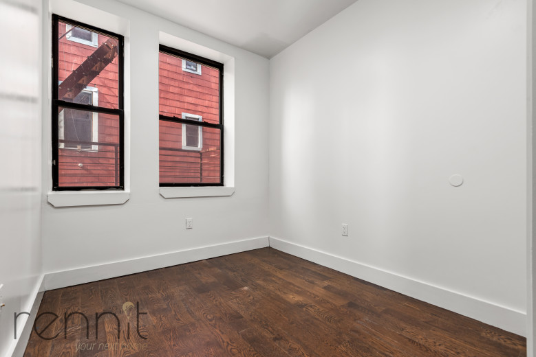 205 Johnson Ave, Apt 2L Image 9