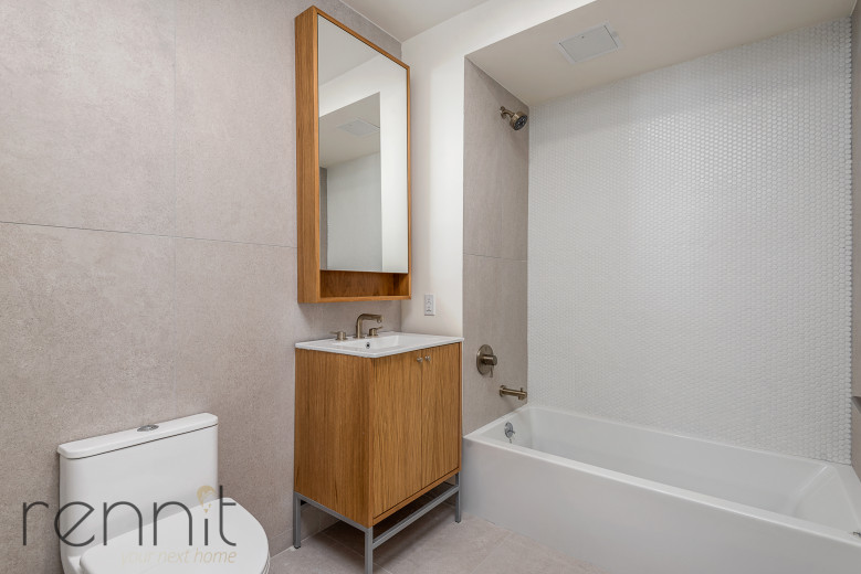 33 Little Nassau St, Apt 903 Image 5