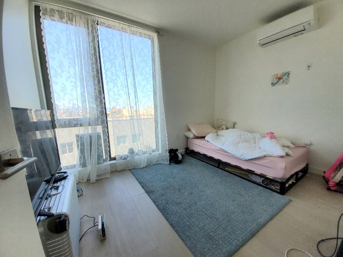 33 Little Nassau St, Apt 903 Image 7