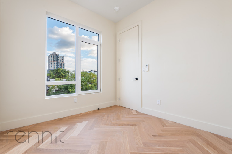 179 Meserole St, Apt 4C Image 10