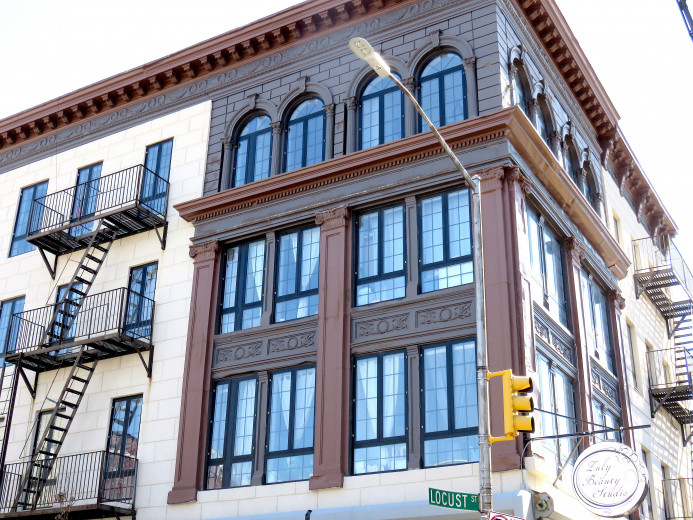 10 Locust St, Apt 3 Image 16