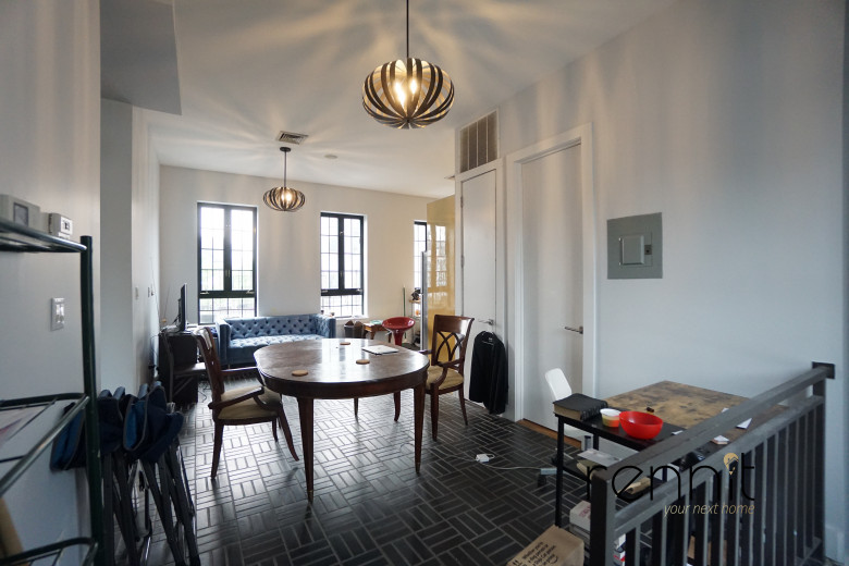 10 Locust St, Apt 3 Image 3