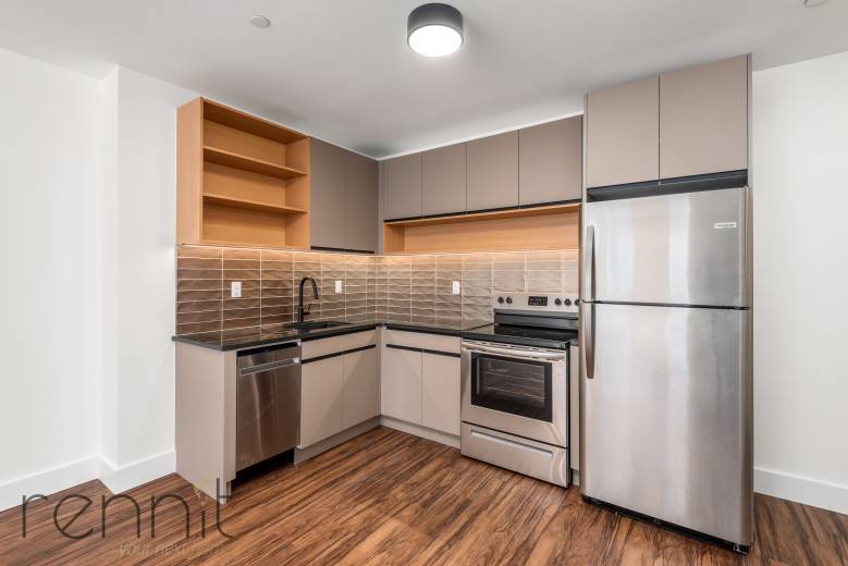 26-25 3rd St, Apt 508B Image 4