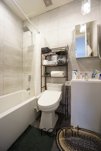 376 Bleecker St, Apt 2 Image 6
