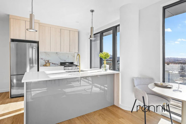 375 Dean St, Apt 1206 Image 2