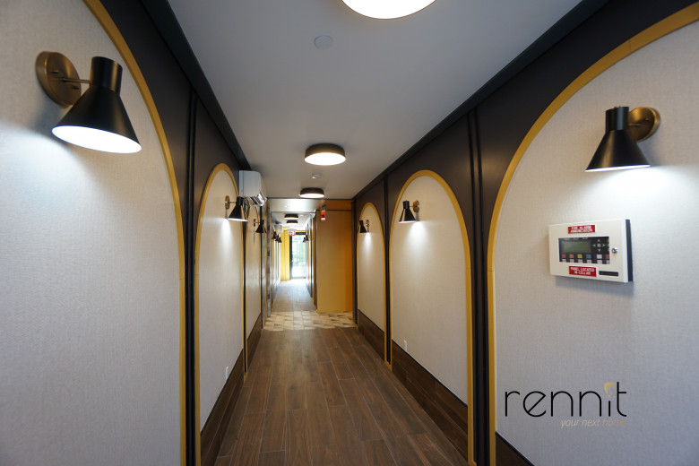 770 Lexington Ave, Apt 2C Image 14