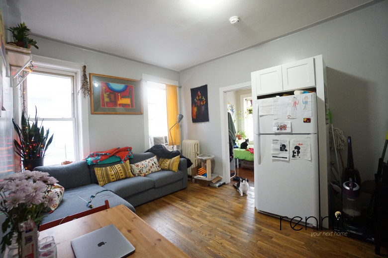 1614 Prospect Pl, Apt 2R Image 3