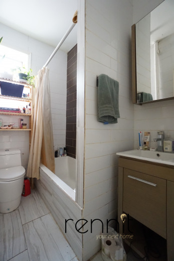 1614 Prospect Pl, Apt 2R Image 8