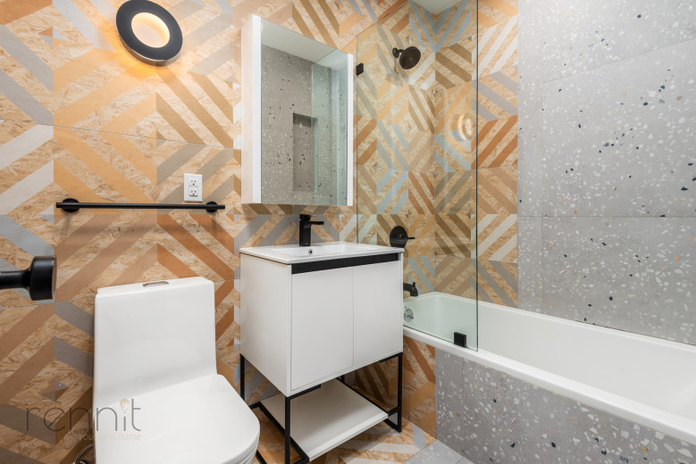 770 Lexington Ave, Apt 3A Image 14