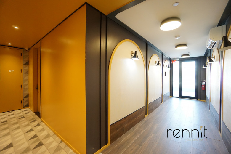 770 Lexington Ave, Apt 3A Image 29