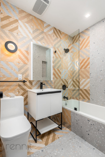 770 Lexington Ave, Apt 3A Image 6